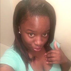 Meet your Posher, Sabrina